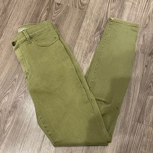 GAP Olive Skinny Jeans - Size 29r
